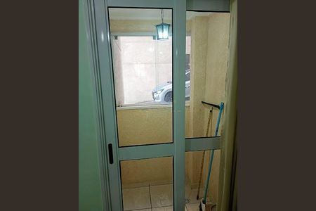 Apartamento à venda com 2 quartos, 39m² em São Pedro, Osasco