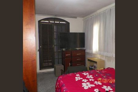 Casa à venda com 3 quartos, 125m² em Km 18, Osasco