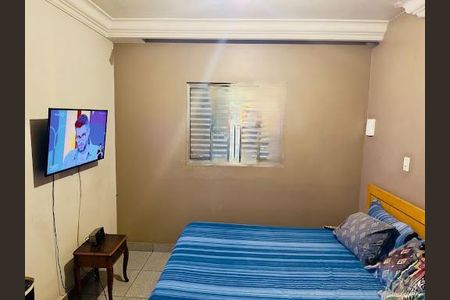 Casa à venda com 3 quartos, 200m² em Jardim Alvorada, Osasco