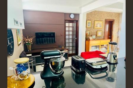 Casa à venda com 3 quartos, 200m² em Jardim Alvorada, Osasco