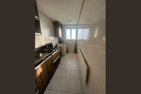 Apartamento à venda com 2 quartos, 54m² em São Pedro, Osasco
