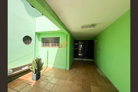 Casa à venda com 6 quartos, 233m² em Km 18, Osasco