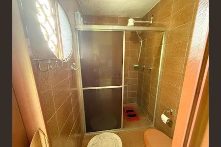 Casa à venda com 6 quartos, 233m² em Km 18, Osasco