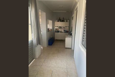 Casa à venda com 2 quartos, 260m² em Vila Yolanda, Osasco