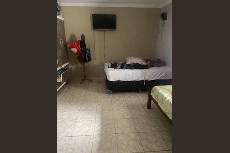 Casa à venda com 2 quartos, 260m² em Vila Yolanda, Osasco