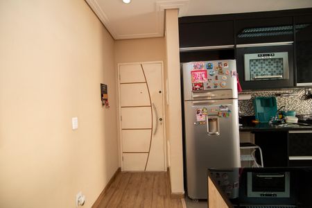 Apartamento para alugar com 76m², 2 quartos e 1 vagaSala