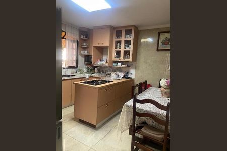 Casa à venda com 2 quartos, 500m² em São Pedro, Osasco