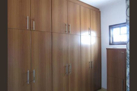 Casa à venda com 3 quartos, 197m² em Jardim das Flores, Osasco