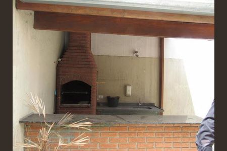 Casa à venda com 3 quartos, 197m² em Jardim das Flores, Osasco