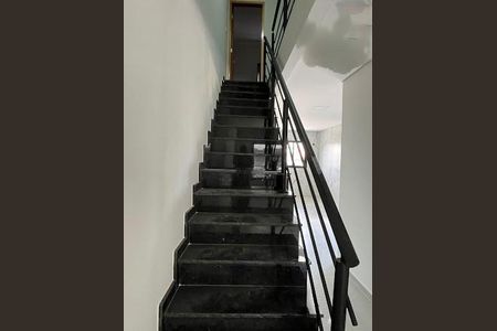 Casa à venda com 178m², 3 quartos e 4 vagas