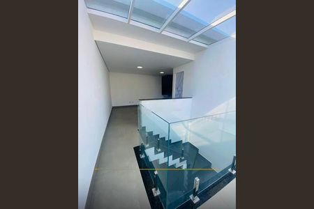 Casa à venda com 3 quartos, 188m² em Bela Vista, Osasco