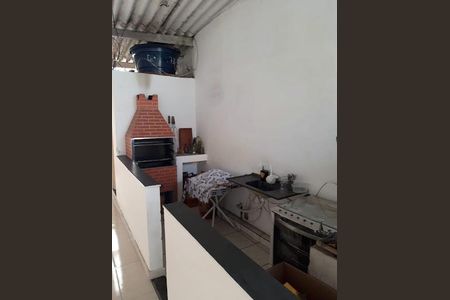 Casa à venda com 5 quartos, 369m² em Veloso, Osasco