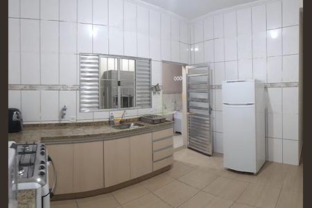 Casa à venda com 5 quartos, 369m² em Veloso, Osasco