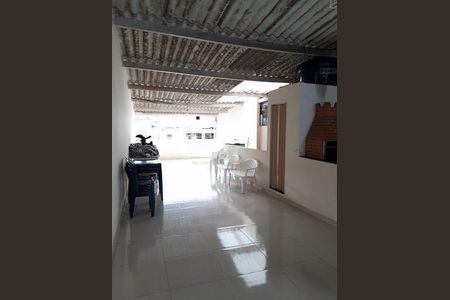 Casa à venda com 5 quartos, 369m² em Veloso, Osasco