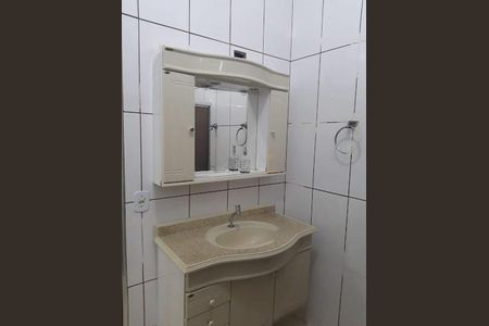 Casa à venda com 5 quartos, 369m² em Veloso, Osasco