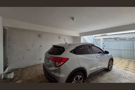 Casa para alugar com 224m², 3 quartos e 4 vagas Casa para alugar com 224m², 3 quartos e 4 vagasGaragem