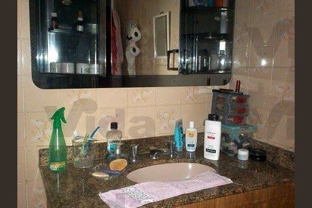 Casa à venda com 3 quartos, 160m² em Km 18, Osasco