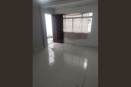 Casa à venda com 4 quartos, 145m² em Km 18, Osasco