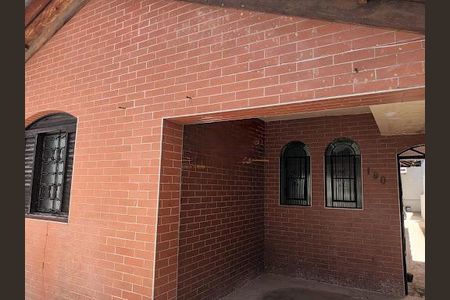 Casa à venda com 2 quartos, 116m² em Pestana, Osasco