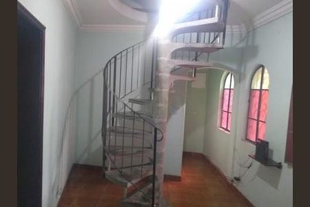 Casa à venda com 2 quartos, 144m² em Jardim Roberto, Osasco