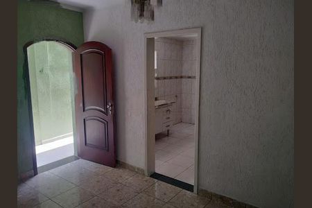 Casa à venda com 4 quartos, 125m² em Pestana, Osasco