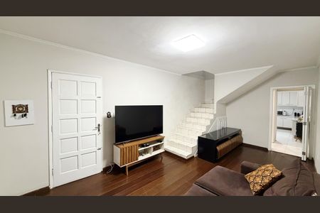 Casa para alugar com 2 quartos, 100m² em Vila Dalva, São Paulo