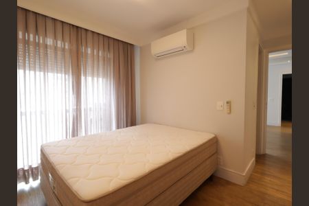 Apartamento à venda com 340m², 3 quartos e 4 vagasSuíte 2