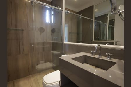 Apartamento à venda com 340m², 3 quartos e 4 vagasBanheiro da Suíte 3