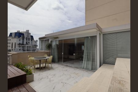 Apartamento à venda com 340m², 3 quartos e 4 vagasÁrea gourmet