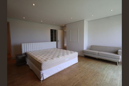 Apartamento à venda com 340m², 3 quartos e 4 vagasSuíte 1