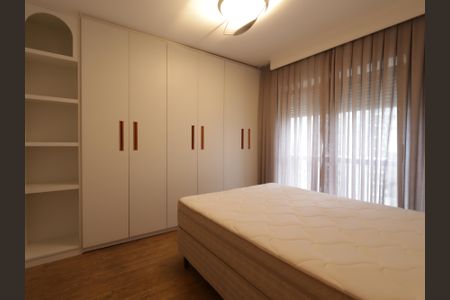 Apartamento à venda com 340m², 3 quartos e 4 vagasSuíte 2