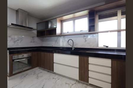 Apartamento à venda com 340m², 3 quartos e 4 vagasCozinha