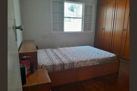 Casa à venda com 4 quartos, 174m² em Km 18, Osasco