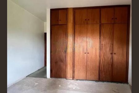 Casa à venda com 477m², 4 quartos e 4 vagas