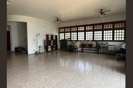 Casa à venda com 477m², 4 quartos e 4 vagas