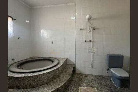 Casa à venda com 477m², 4 quartos e 4 vagas