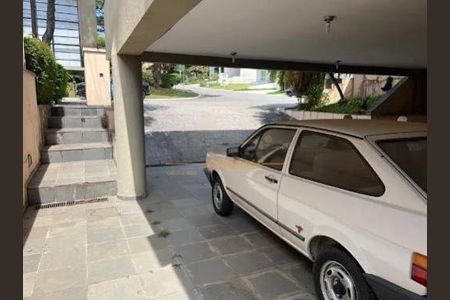 Casa à venda com 477m², 4 quartos e 4 vagas