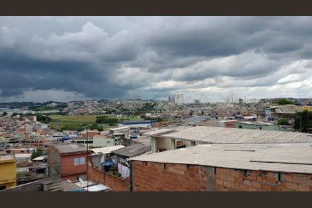Casa à venda com 3 quartos, 100m² em Padroeira, Osasco