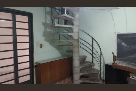 Casa à venda com 3 quartos, 100m² em Padroeira, Osasco