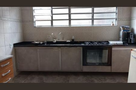 Casa à venda com 3 quartos, 100m² em Padroeira, Osasco
