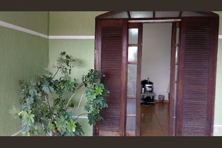 Casa à venda com 3 quartos, 100m² em Padroeira, Osasco