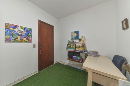 Casa à venda com 80m², 3 quartos e 2 vagasSuíte 3