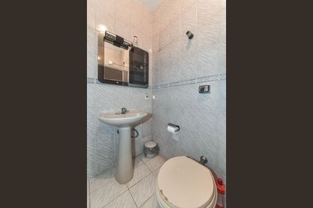 Casa à venda com 80m², 3 quartos e 2 vagasBanheiro da Suíte 3