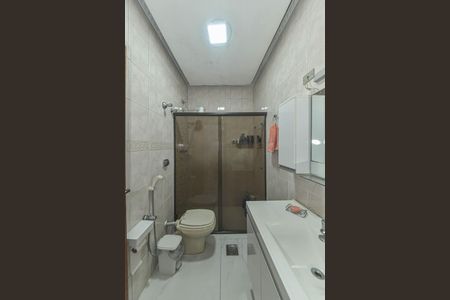 Casa à venda com 80m², 3 quartos e 2 vagasBanheiro da Suíte 2