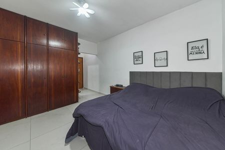 Casa à venda com 80m², 3 quartos e 2 vagasSuíte 2