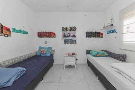 Casa à venda com 80m², 3 quartos e 2 vagasSuíte 1