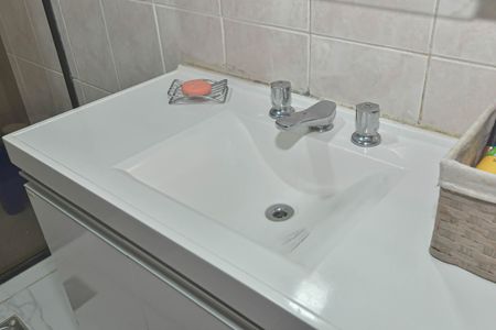 Casa à venda com 80m², 3 quartos e 2 vagasBanheiro da Suíte 2