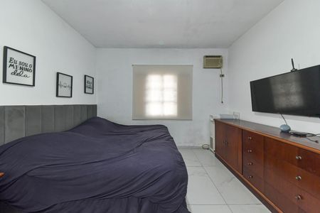 Casa à venda com 80m², 3 quartos e 2 vagasSuíte 2