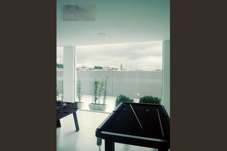 Apartamento à venda com 2 quartos, 44m² em Km 18, Osasco