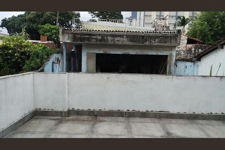 Casa à venda com 136m², 4 quartos e 2 vagas